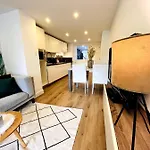 Sfeervolle Vakantiewoning Aan Zee شقة *